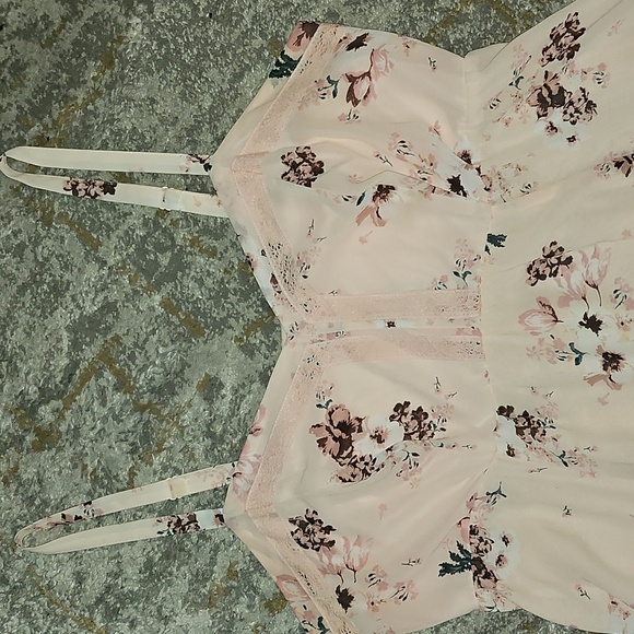 Torrid Blush Pink Floral Chiffon Sharkbite Tunic Cami size Large - Picture 6 of 11